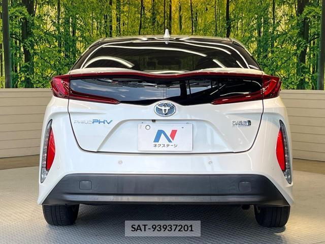 Toyota PRIUS PHV 2017-12 8730844-14