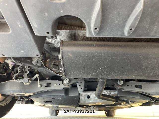 Toyota PRIUS PHV 2017-12 8730844-18