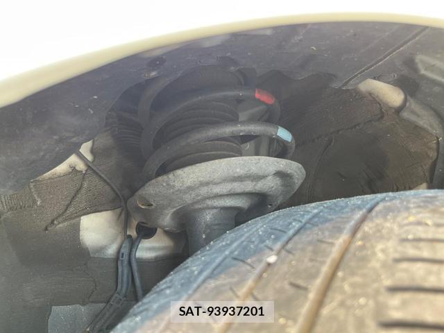 Toyota PRIUS PHV 2017-12 8730844-19