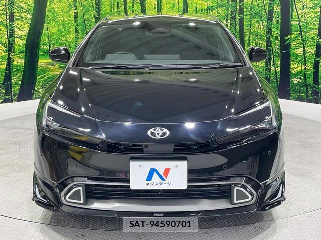 Toyota PRIUS 2023-03 8725947-14