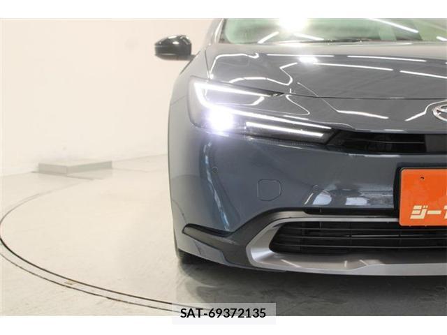 Toyota PRIUS 2023-04 8726014-15