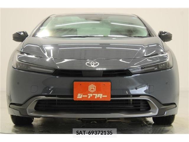 Toyota PRIUS 2023-04 8726014-6