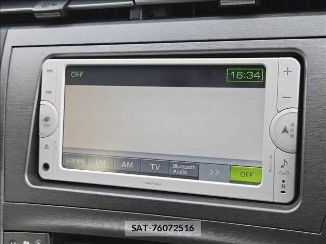 Toyota PRIUS 2013-08 8726052-4