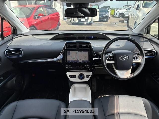Toyota PRIUS 2016-12 8726105-2