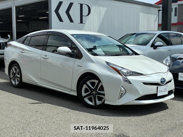 Toyota PRIUS 2016-12 8726105-7