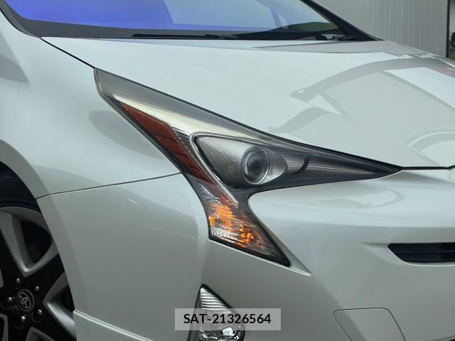 Toyota PRIUS 2016-12 8726107-11