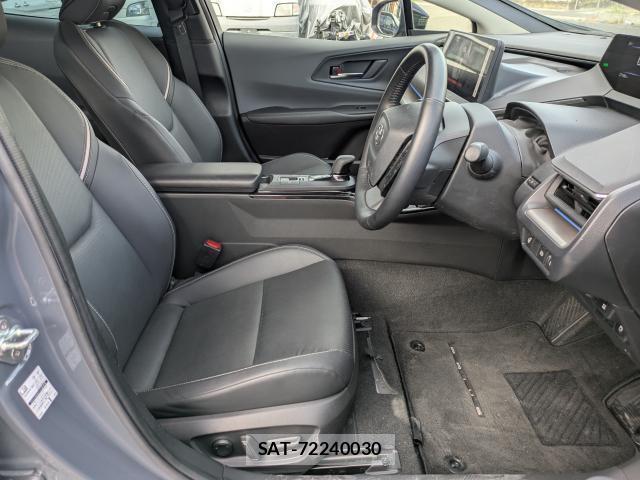 Toyota PRIUS 2023-06 8726165-9