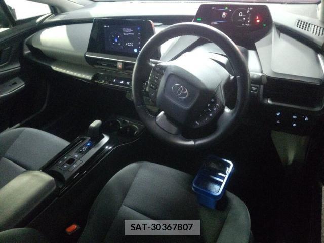 Toyota PRIUS 2024-02 8726239-2