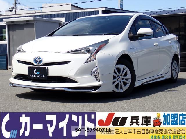 Toyota PRIUS 2016-01 8726327-0