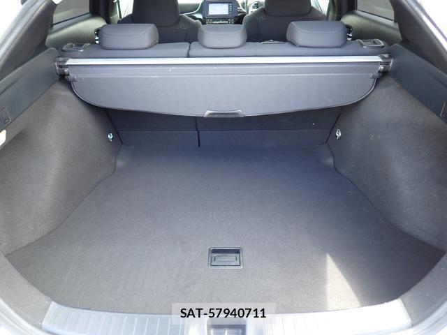 Toyota PRIUS 2016-01 8726327-18