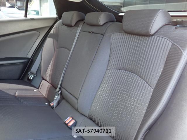 Toyota PRIUS 2016-01 8726327-6