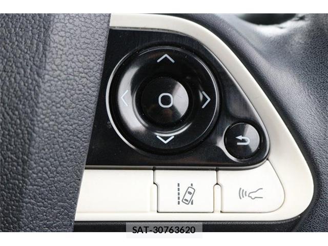 Toyota PRIUS 2016-09 8726628-5