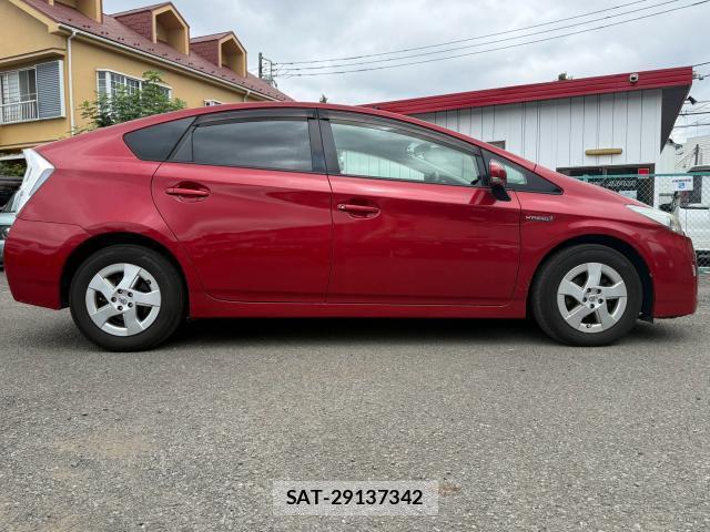 Toyota PRIUS 2014-08 8726652-3