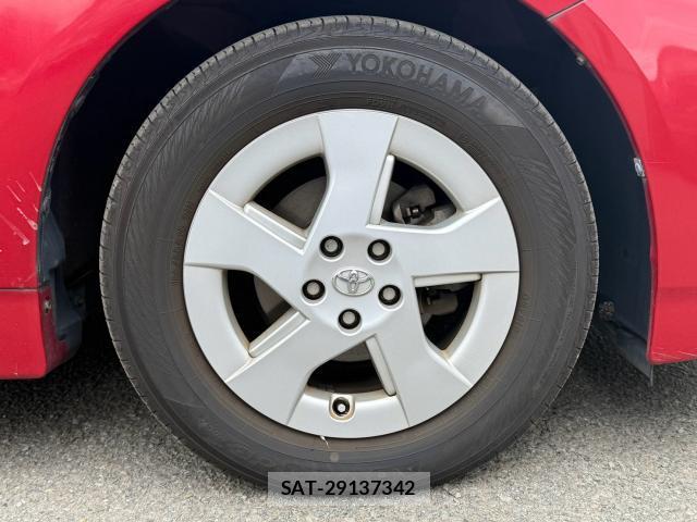 Toyota PRIUS 2014-08 8726652-8