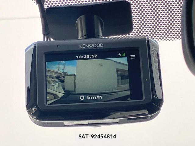 Toyota PRIUS 2014-09 8726782-5