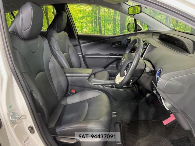 Toyota PRIUS 2017-11 8726816-7
