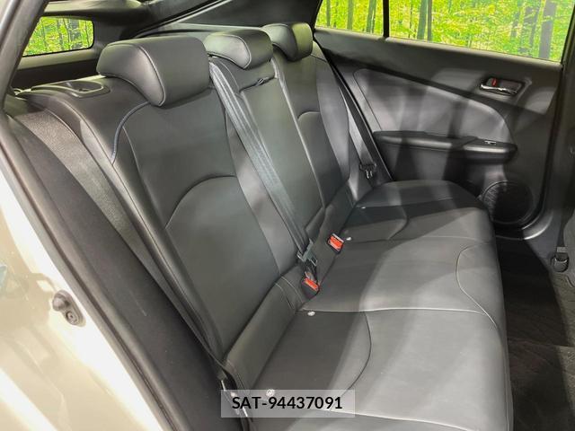 Toyota PRIUS 2017-11 8726816-8