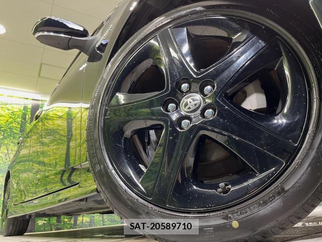 Toyota PRIUS 2019-09 8726820-14