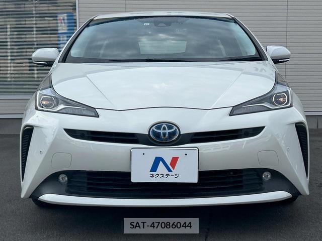 Toyota PRIUS 2019-12 8727031-13