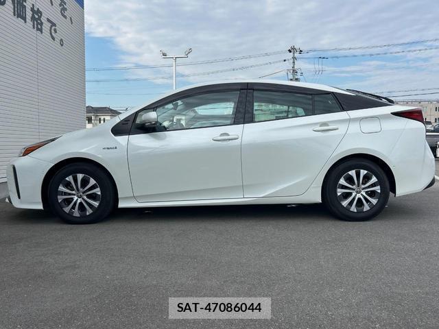 Toyota PRIUS 2019-12 8727031-15