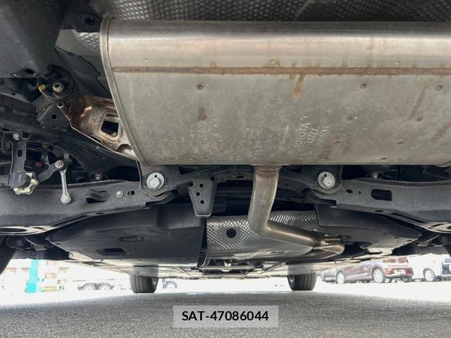 Toyota PRIUS 2019-12 8727031-18