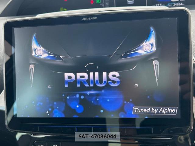 Toyota PRIUS 2019-12 8727031-2
