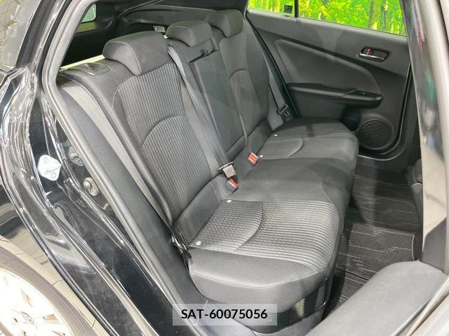 Toyota PRIUS 2017-08 8727104-8