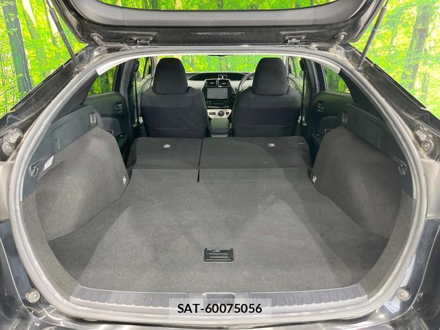Toyota PRIUS 2017-08 8727104-9