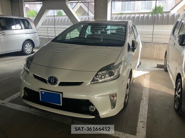Toyota PRIUS 2013-10 8727177-0