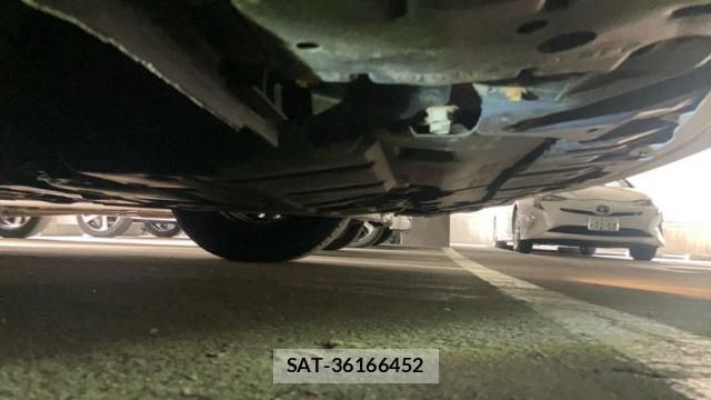 Toyota PRIUS 2013-10 8727177-12
