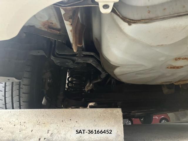 Toyota PRIUS 2013-10 8727177-6