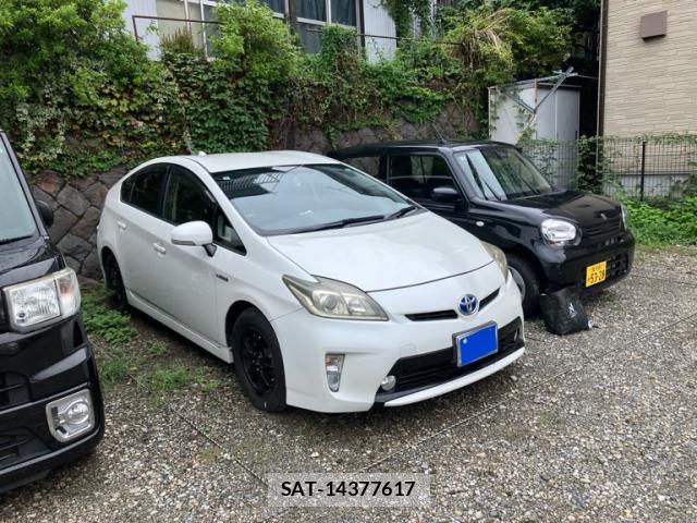 Toyota PRIUS 2015-07 8727194-0