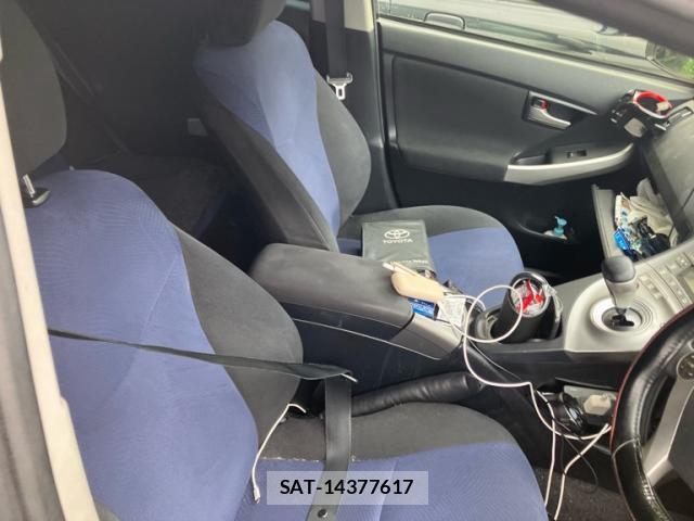 Toyota PRIUS 2015-07 8727194-8