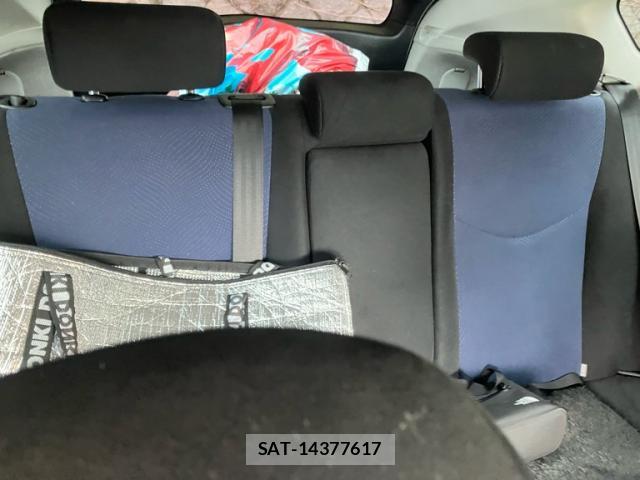 Toyota PRIUS 2015-07 8727194-9