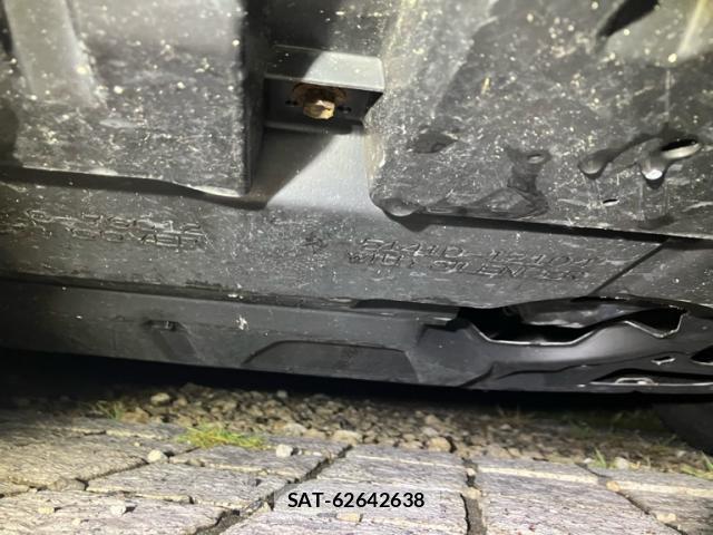 Toyota PRIUS 2009-12 8727212-13