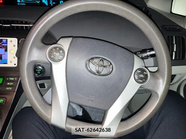 Toyota PRIUS 2009-12 8727212-15