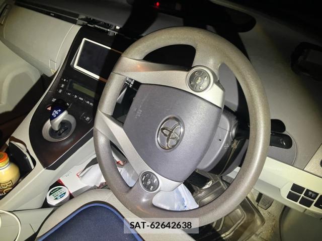 Toyota PRIUS 2009-12 8727212-9