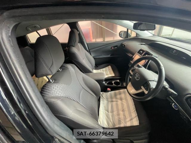 Toyota PRIUS 2017-10 8727220-11