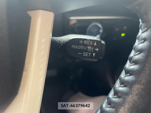 Toyota PRIUS 2017-10 8727220-17
