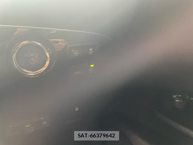 Toyota PRIUS 2017-10 8727220-18