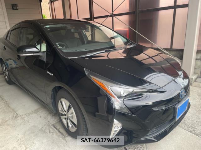 Toyota PRIUS 2017-10 8727220-2