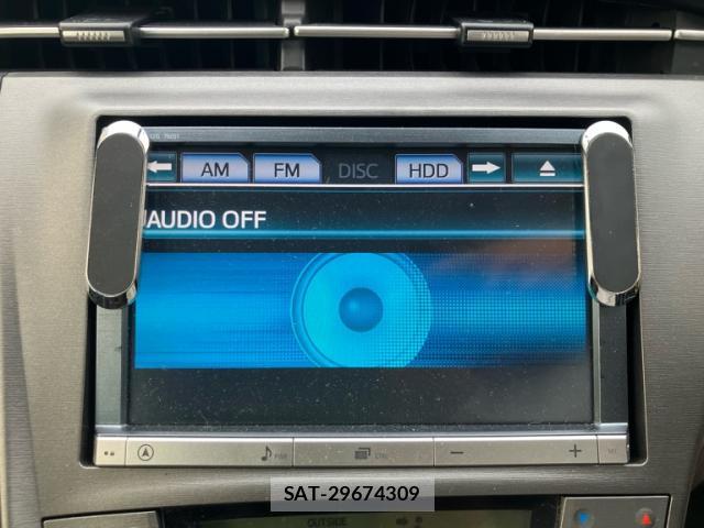 Toyota PRIUS 2013-07 8727277-19