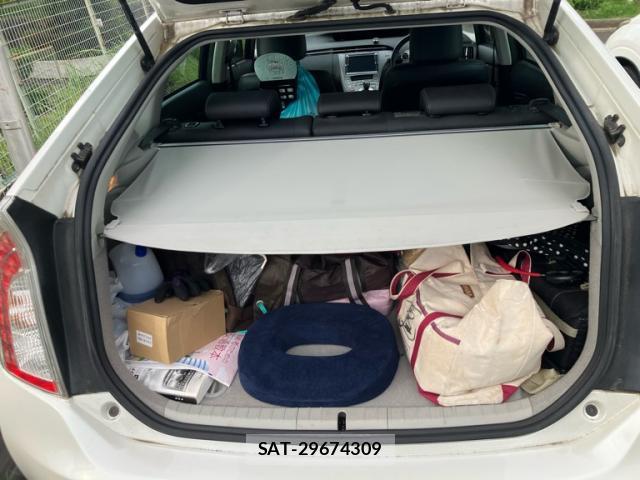 Toyota PRIUS 2013-07 8727277-7