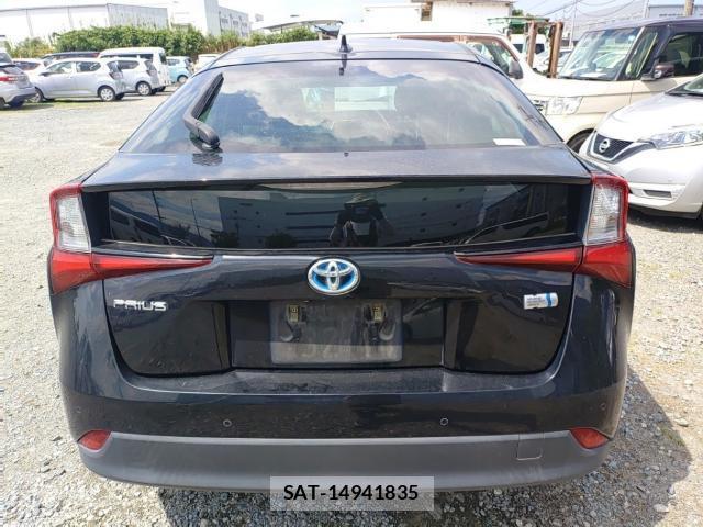 Toyota PRIUS 2021-08 8727470-1