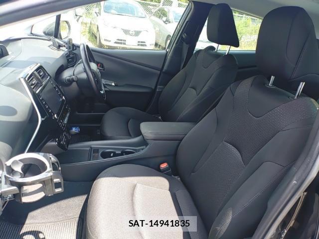 Toyota PRIUS 2021-08 8727470-15