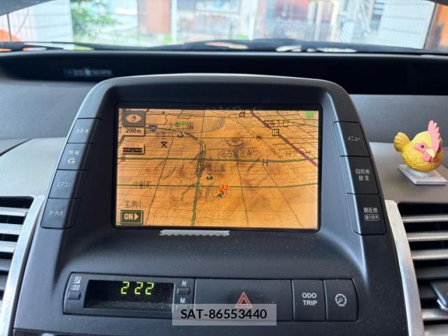 Toyota PRIUS 2004-06 8727689-15