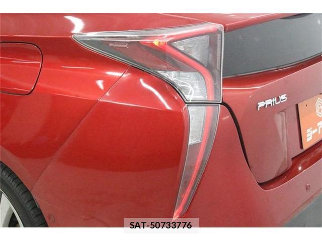 Toyota PRIUS 2016-12 8727914-17