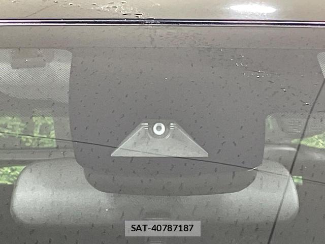 Toyota PRIUS 2017-07 8727982-4