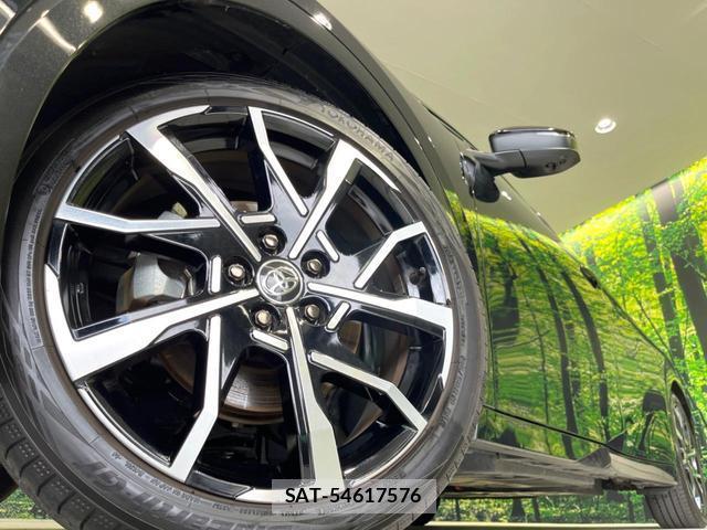 Toyota PRIUS 2023-09 8728182-12