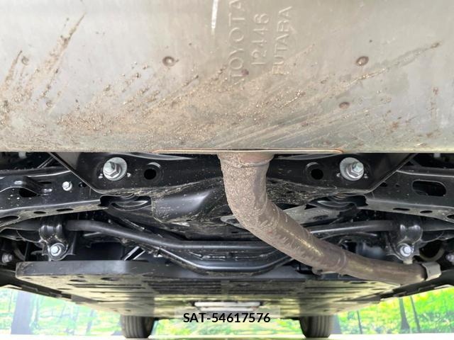 Toyota PRIUS 2023-09 8728182-18